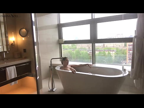 ❤️ Tremenda nena masturbando apasionadamente su coño en el baño ️❌ Video de porno en es.3dhentaix.ru ❌️