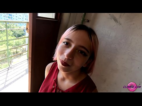 ❤️ Estudiante Sensual chupa a un extraño en el Outback - Cum en su cara ️❌ Video de porno en es.3dhentaix.ru ❌️